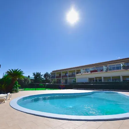 Studio Piscine Terrasse à 5min Plage