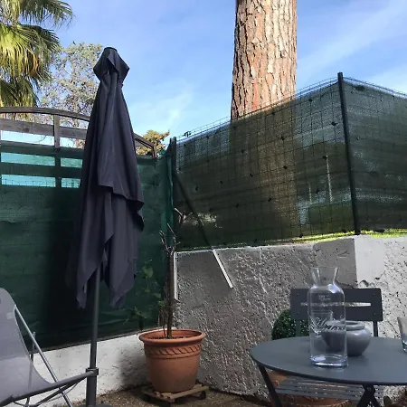 Appartement Studio Piscine Terrasse A 5min Plage Antibes